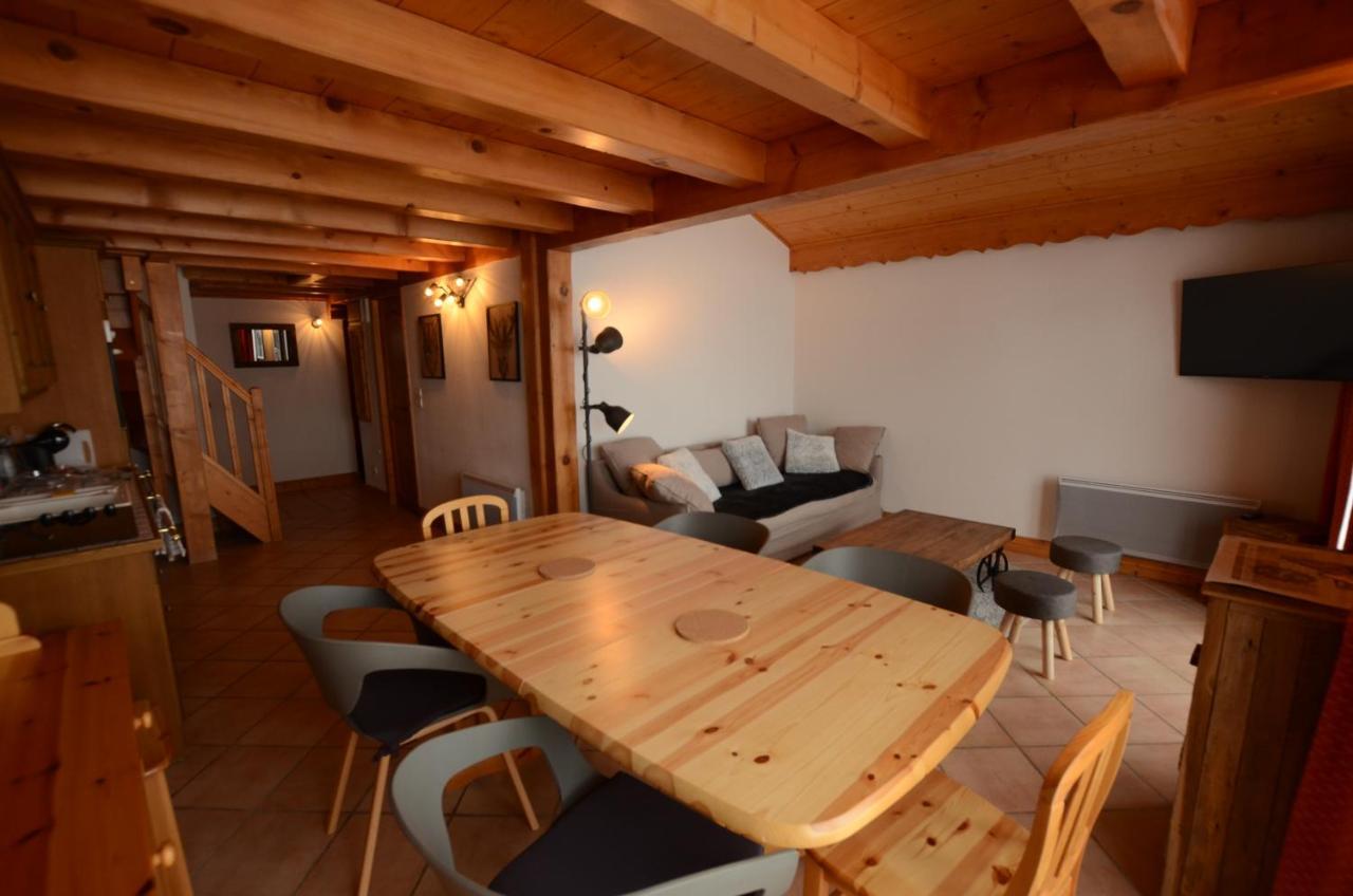 Chalet A, Village Des Lapons Les Saisies, 3 Chambres Et 1 Espace Nuit Mezzanine Bagian luar foto